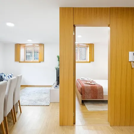 Modern & Flat W/ Garage By Hostwise Apartman *