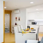 Modern & Flat W/ Garage By Hostwise Porto