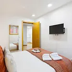 Modern & Flat W/ Garage By Hostwise Porto