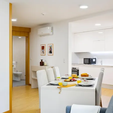 Modern & Flat W/ Garage By Hostwise Porto