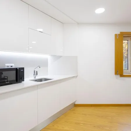 Apartamento Modern & Flat W/ Garage By Hostwise