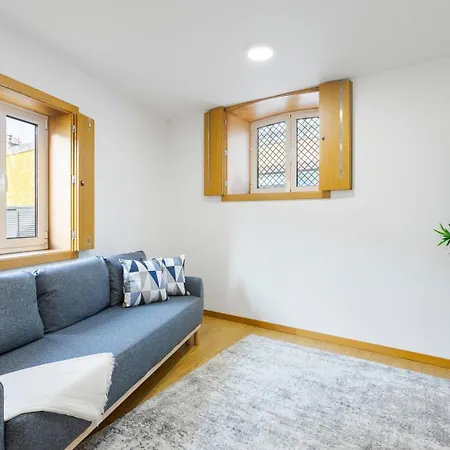 Modern & Flat W/ Garage By Hostwise Porto