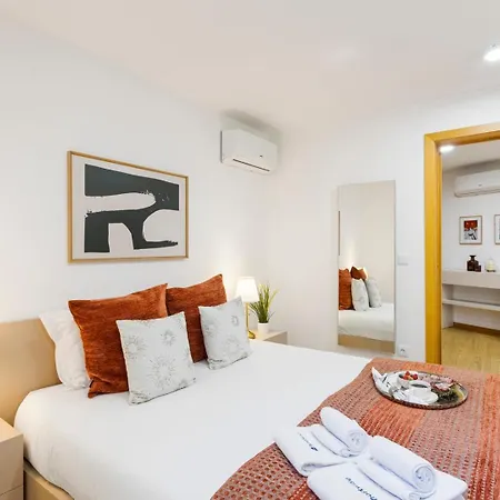 Modern & Flat W/ Garage By Hostwise