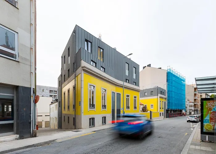 Modern & Flat W/ Garage By Hostwise Apartman