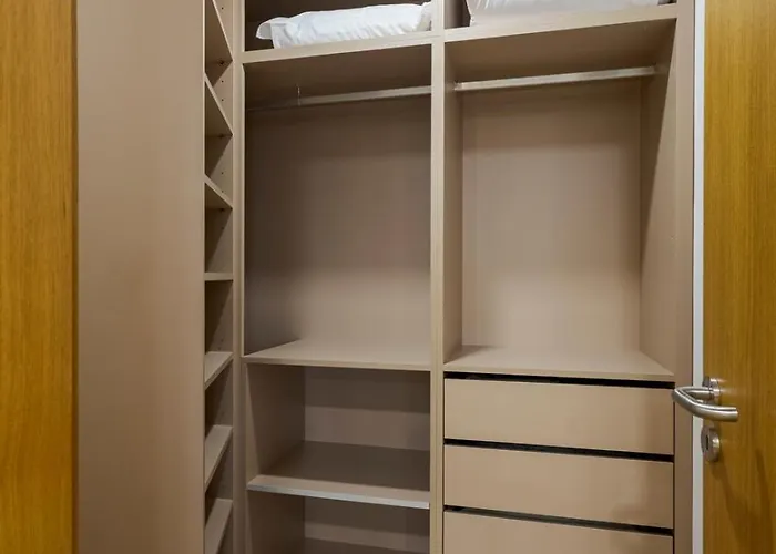 Apartman Modern & Flat W/ Garage By Hostwise Porto