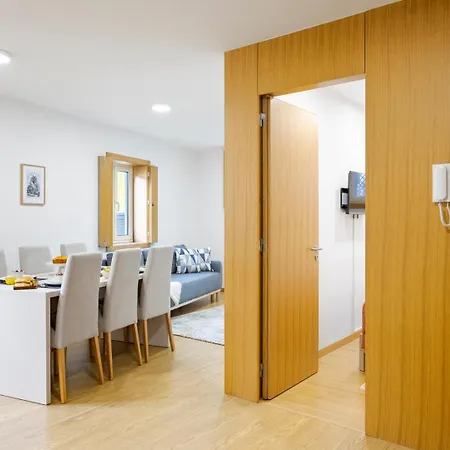 Modern & Flat W/ Garage By Hostwise *