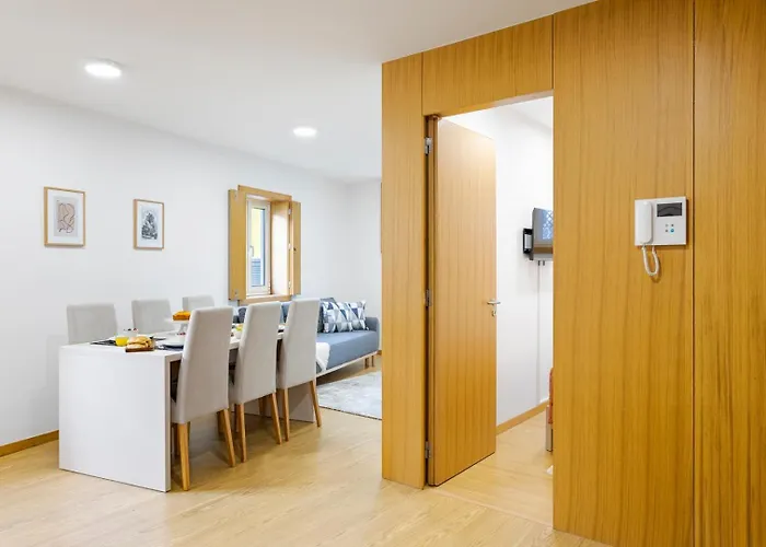 Modern & Flat W/ Garage By Hostwise *