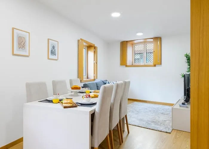 Modern & Flat W/ Garage By Hostwise * Oporto