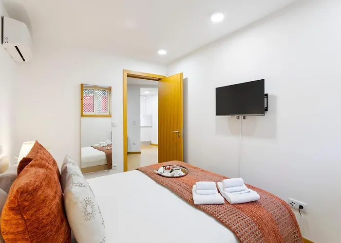 Modern & Flat W/ Garage By Hostwise Oporto